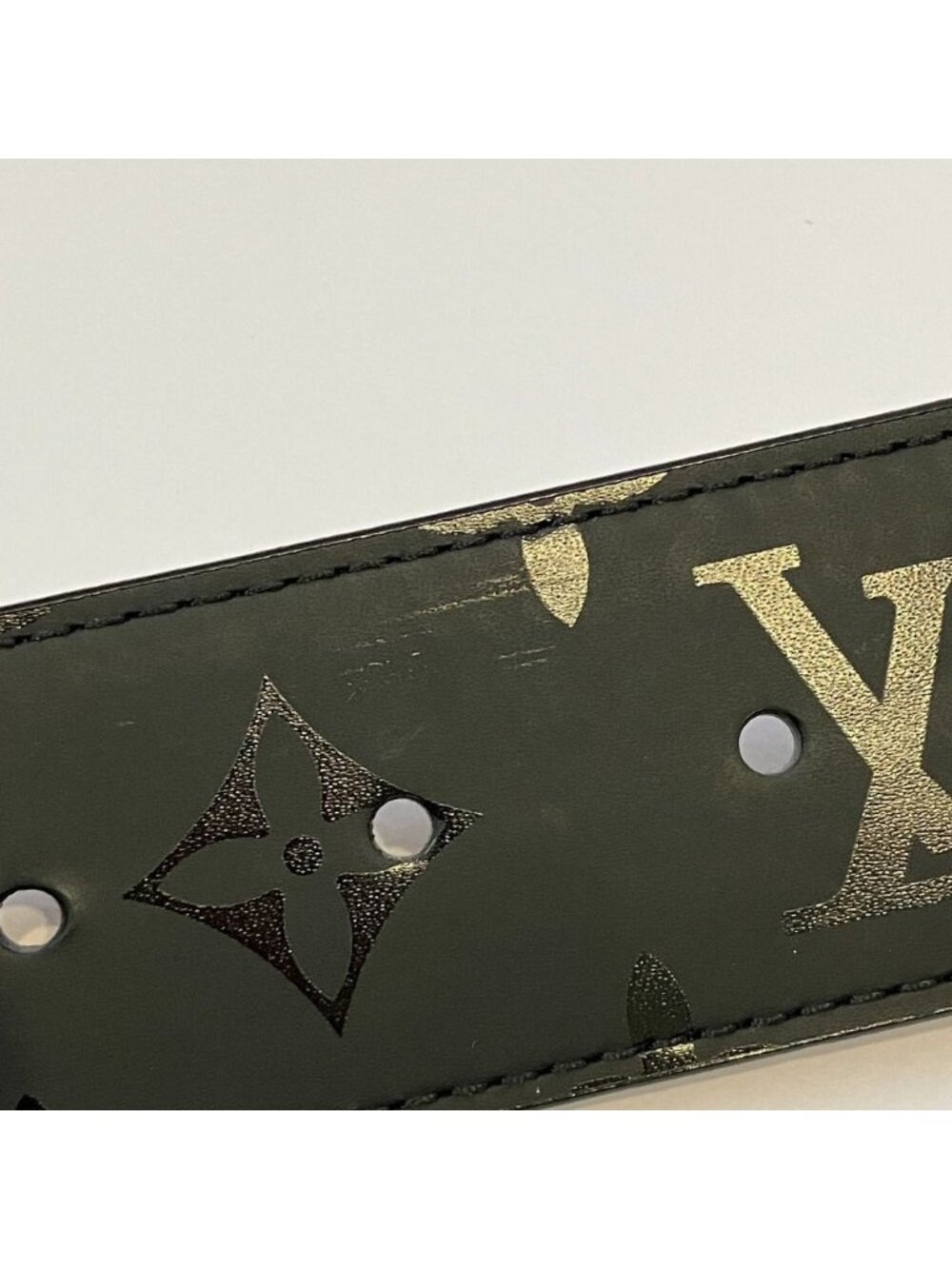 Louis Vuitton Ceinture LV Initial Pyramid Monogram Illusion Leather Belt Black - Picture 10 of 12